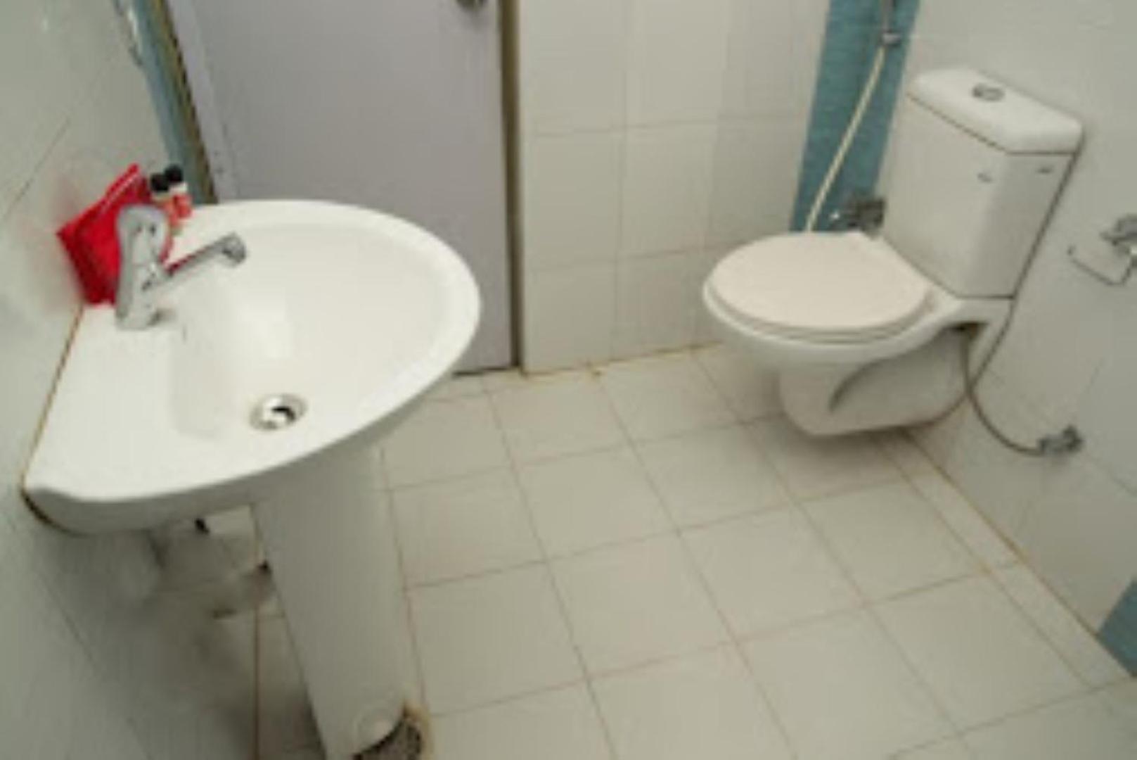 Gokul Plaza Hotell Bhubaneswar Exteriör bild